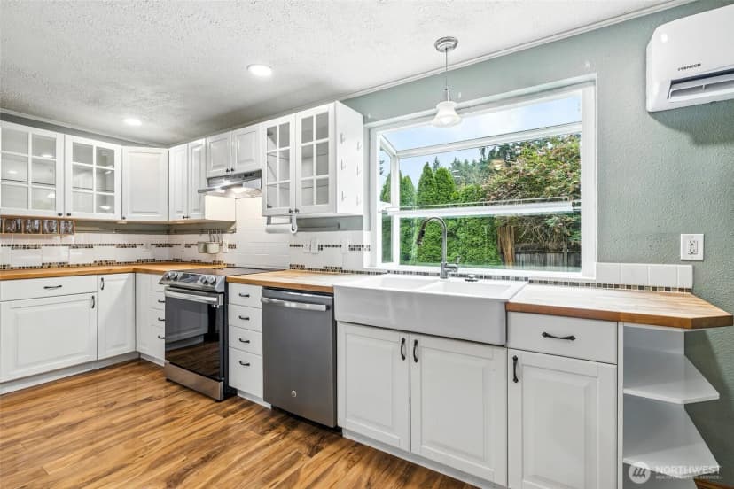 Property photo for 2510 Greenlawn Street Se, Lacey photo 12