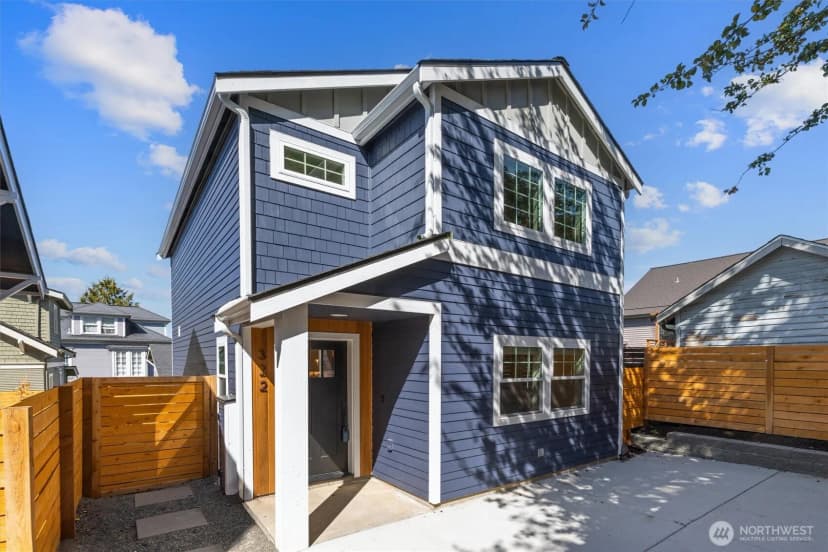 Property photo for 320 B Nw 51 Street, Seattle