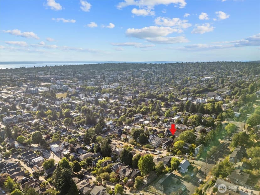Property photo for 320 B Nw 51 Street, Seattle photo 30