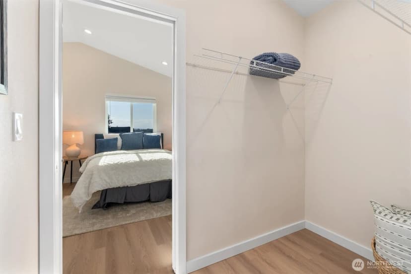 Property photo for 320 B Nw 51 Street, Seattle photo 19