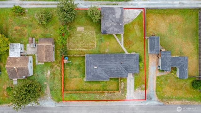 Property photo for 937 Fidalgo Street, Sedro Woolley photo 3