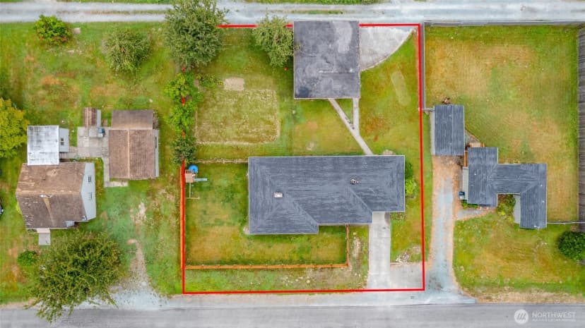 Property photo for 937 Fidalgo Street, Sedro Woolley photo 3