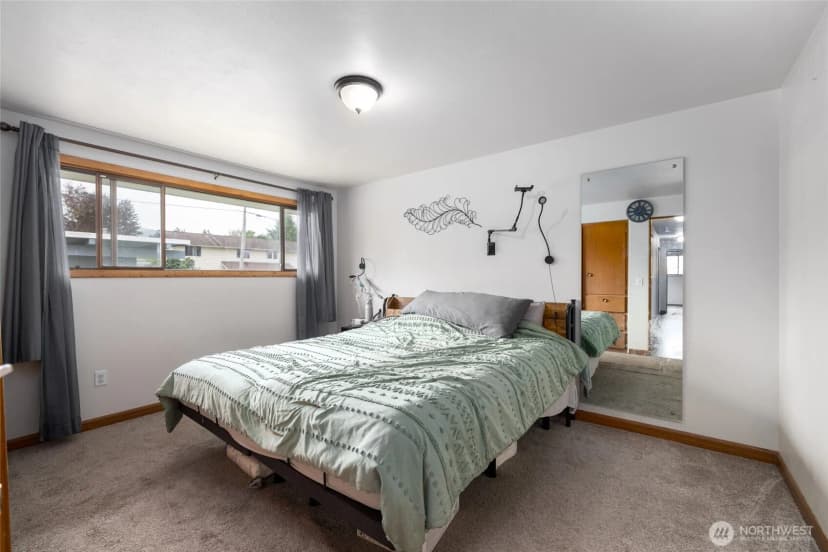 Property photo for 937 Fidalgo Street, Sedro Woolley photo 16