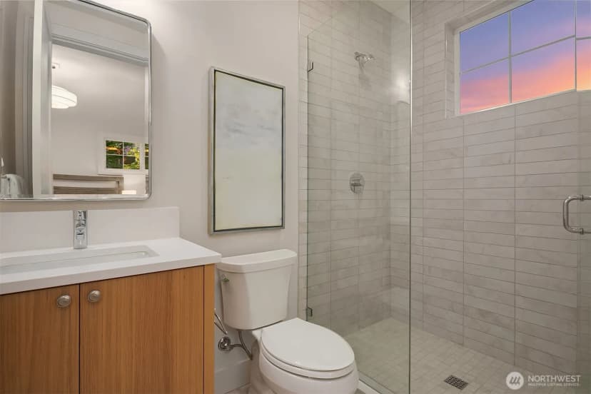 Property photo for 419 6th Avenue S, Kirkland photo 32