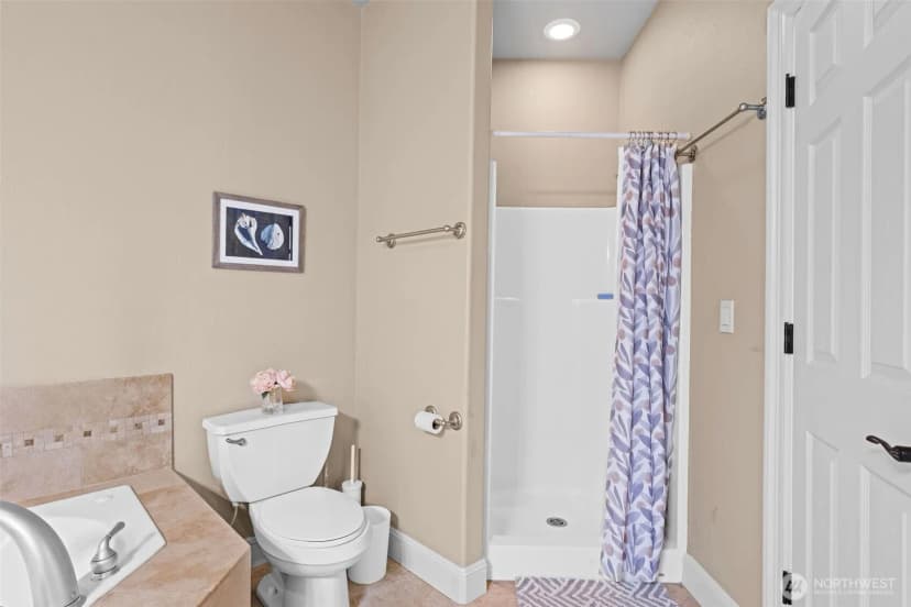 Property photo for 138 28th Street Nw, Long Beach photo 19