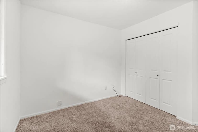 Property photo for 5817 Acclaimation Street E, Fife photo 23