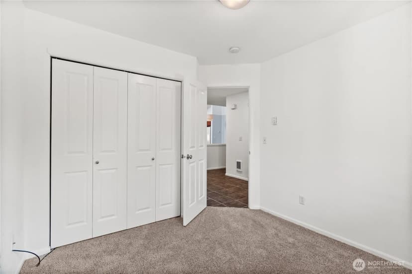 Property photo for 5817 Acclaimation Street E, Fife photo 22