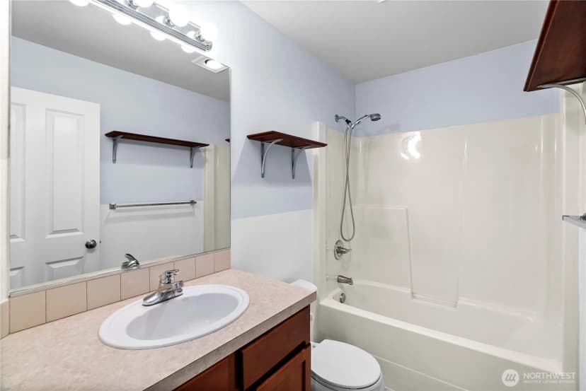 Property photo for 5817 Acclaimation Street E, Fife photo 19