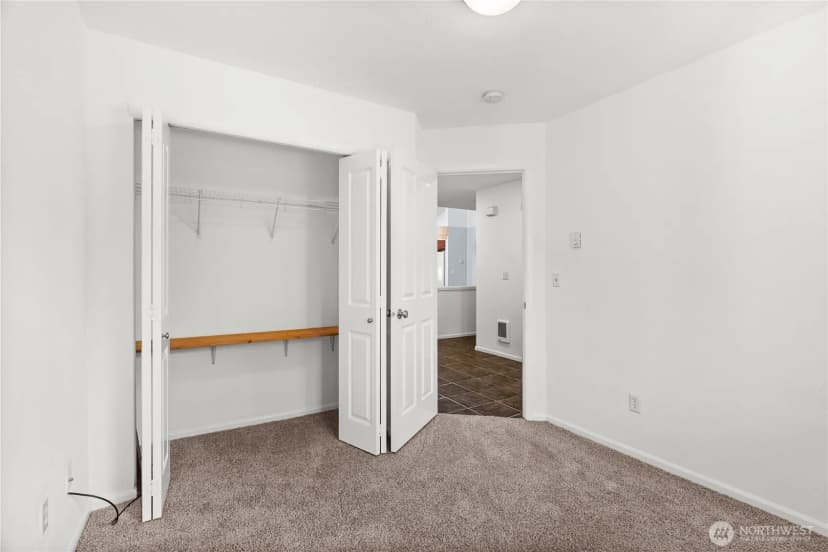 Property photo for 5817 Acclaimation Street E, Fife photo 21