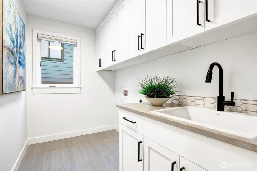 Property photo for 11216 Ne 67th Street #4, Kirkland photo 35