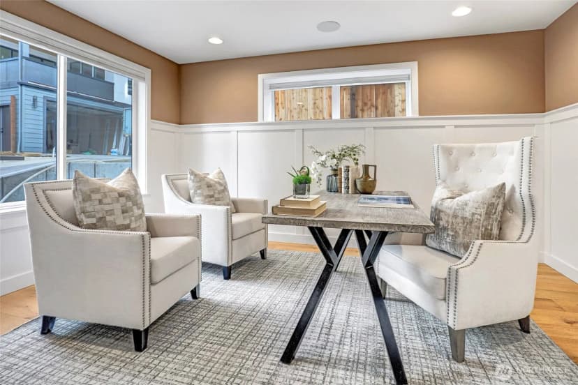 Property photo for 11216 Ne 67th Street #4, Kirkland photo 4