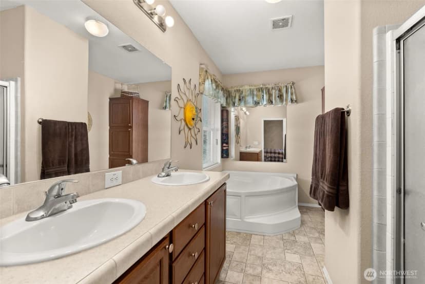 Property photo for 22010 Summers Road Sw, Centralia photo 19