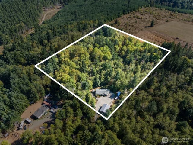 Property photo for 22010 Summers Road Sw, Centralia photo 5