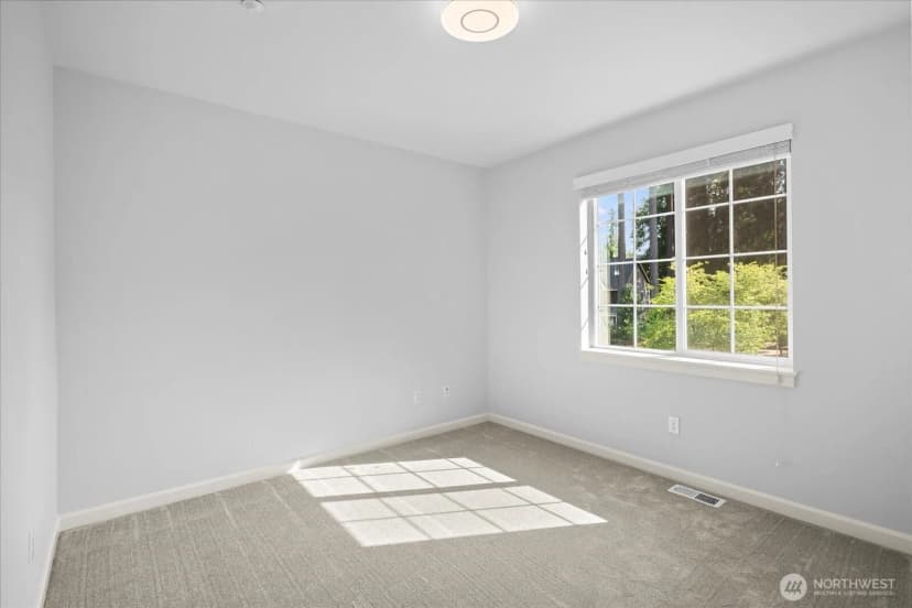 Property photo for 17128 Ne 120th, Redmond photo 30