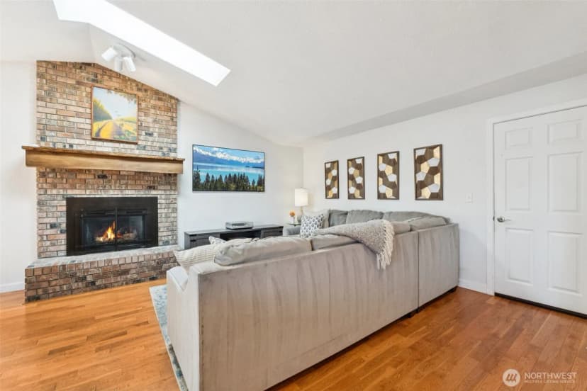 Property photo for 19118 121st Place Se, Renton photo 7