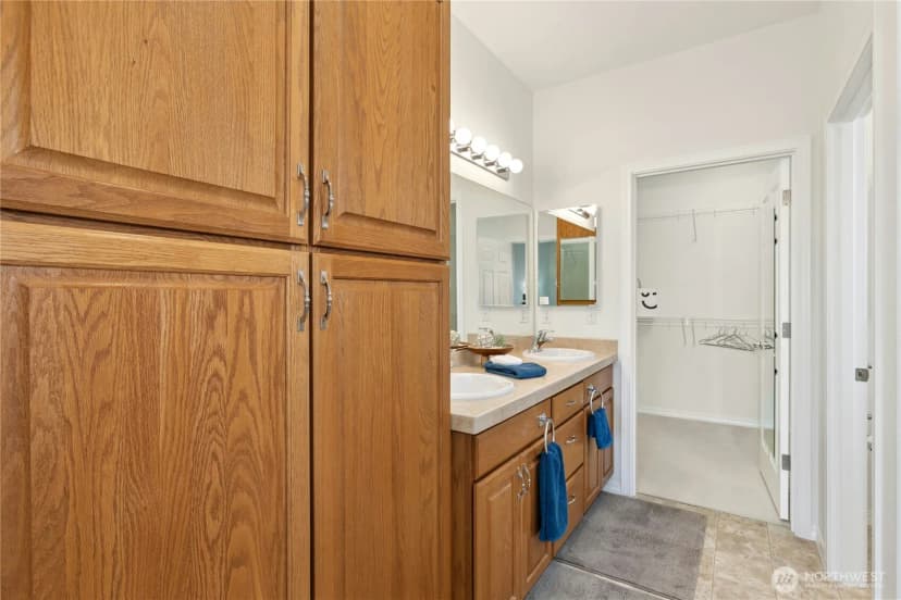 Property photo for 22866 Ne 127th Way, Redmond photo 15