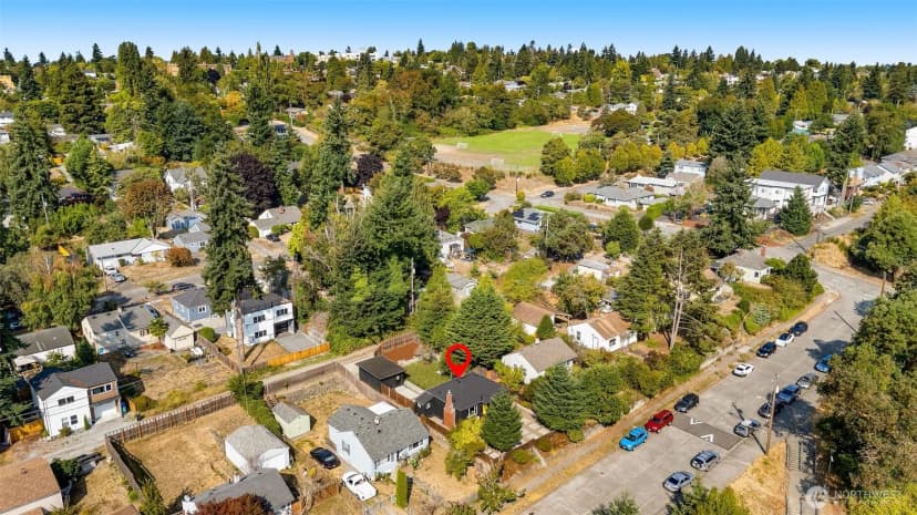 Property photo for 7927 27th Avenue Sw, Seattle photo 34