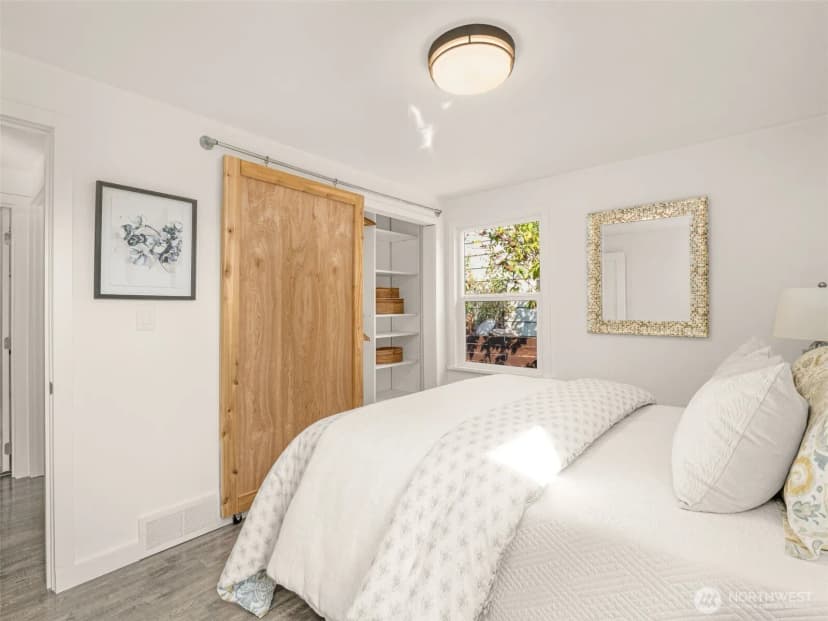 Property photo for 7927 27th Avenue Sw, Seattle photo 18