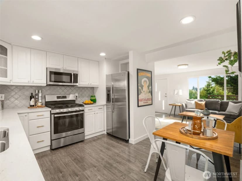 Property photo for 7927 27th Avenue Sw, Seattle photo 12
