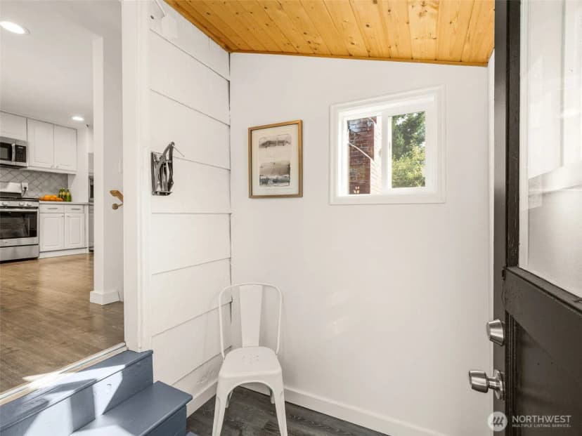 Property photo for 7927 27th Avenue Sw, Seattle photo 14