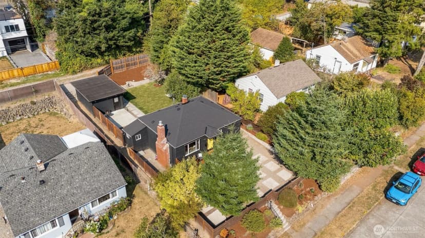 Property photo for 7927 27th Avenue Sw, Seattle photo 27