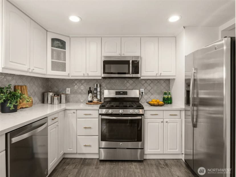 Property photo for 7927 27th Avenue Sw, Seattle photo 13