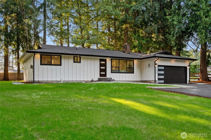 Property photo for 14057 177th Avenue Se, Renton photo 2