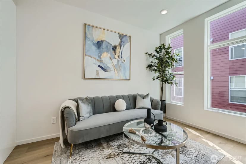 Property photo for 1108 33rd Avenue #b, Seattle photo 6