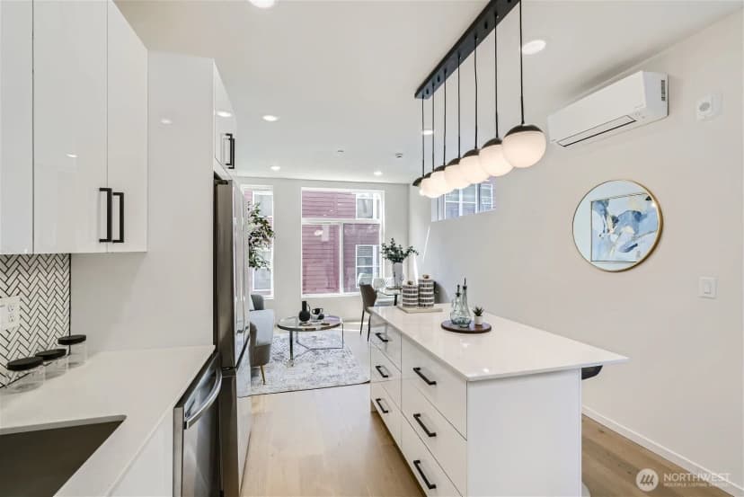 Property photo for 1108 33rd Avenue #b, Seattle photo 10