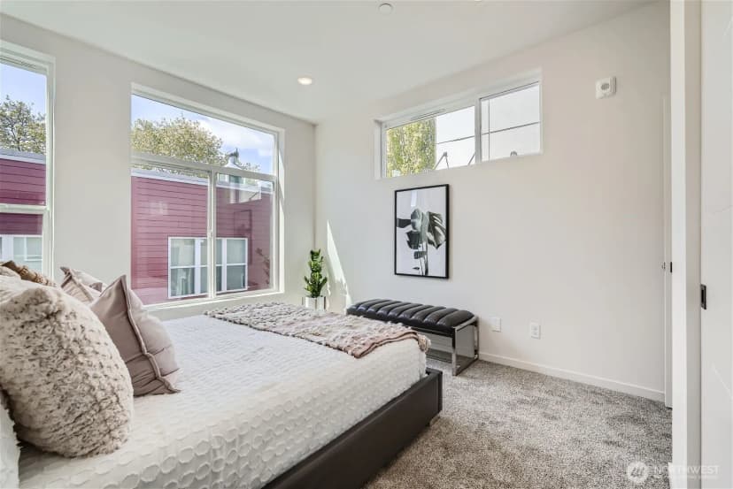 Property photo for 1108 33rd Avenue #b, Seattle photo 13
