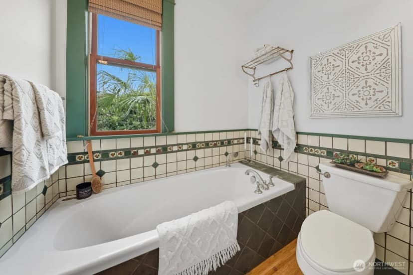 Property photo for 2030 S Ingersoll Place, Seattle photo 23
