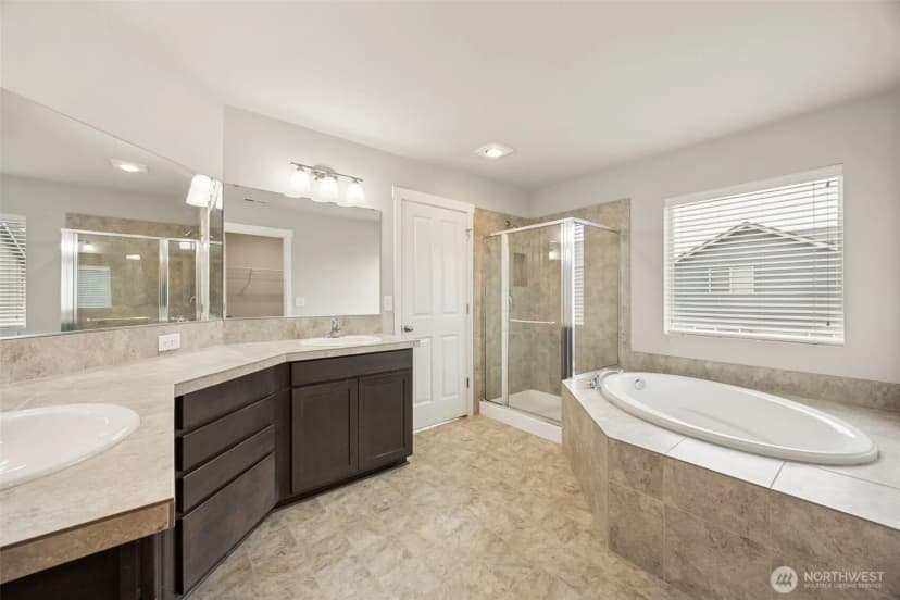 Property photo for 2826 Anna Street Ne, Lacey photo 9