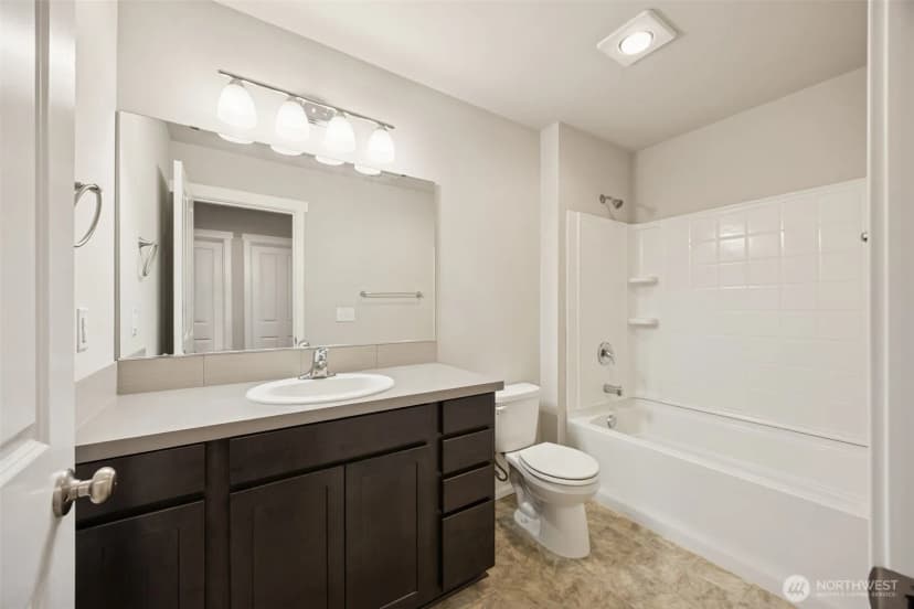 Property photo for 2826 Anna Street Ne, Lacey photo 14