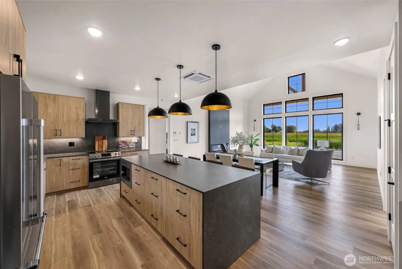Property photo for 231 Skipping Stone Loop, Lynden photo 8