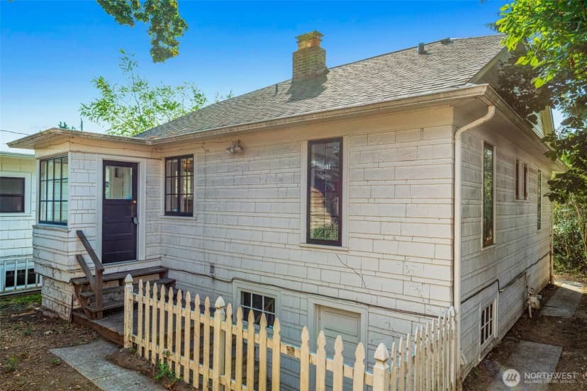Property photo for 5412 Kensington Place N, Seattle photo 31