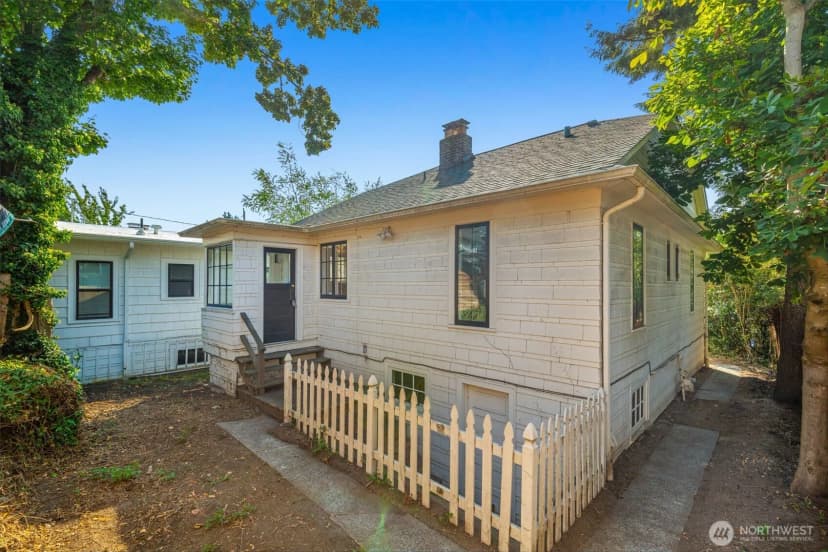 Property photo for 5412 Kensington Place N, Seattle photo 30