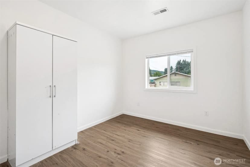 Property photo for 210 N Market Street, Bucoda photo 24