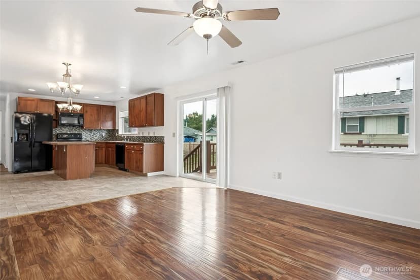 Property photo for 210 N Market Street, Bucoda photo 13