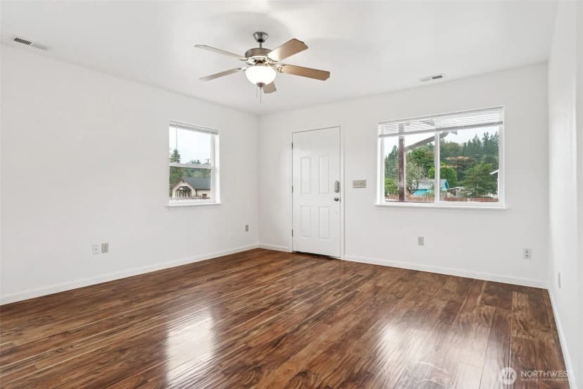 Property photo for 210 N Market Street, Bucoda photo 15
