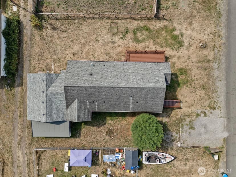 Property photo for 210 N Market Street, Bucoda photo 34