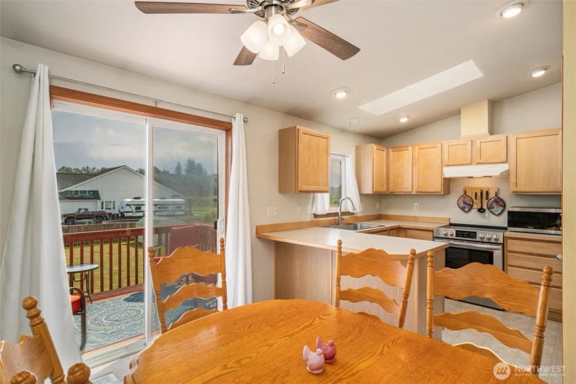Property photo for 516 Allison Way, Nooksack photo 7