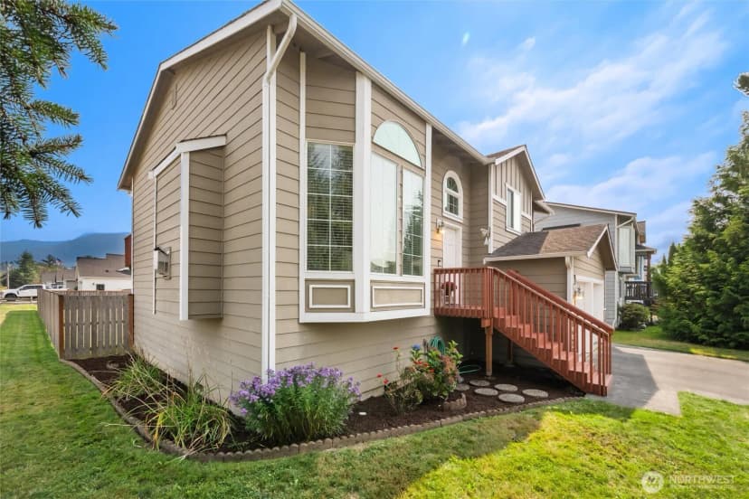 Property photo for 516 Allison Way, Nooksack photo 33