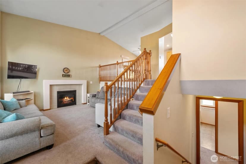 Property photo for 516 Allison Way, Nooksack photo 4