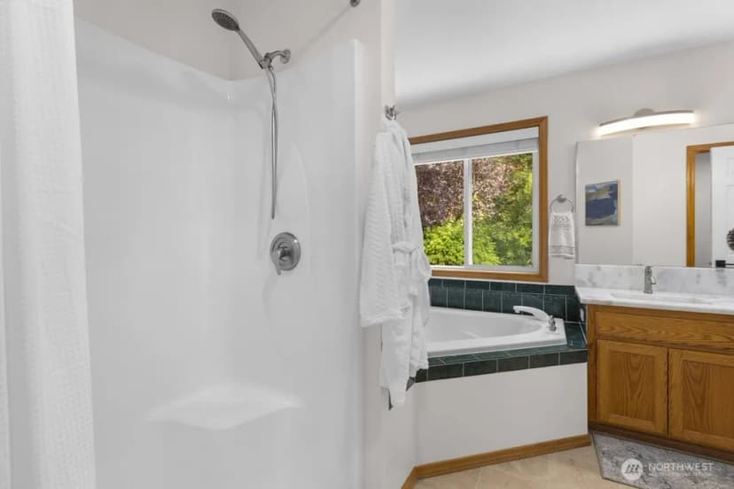 Property photo for 1803 Brookmonte Drive Se, Puyallup photo 25