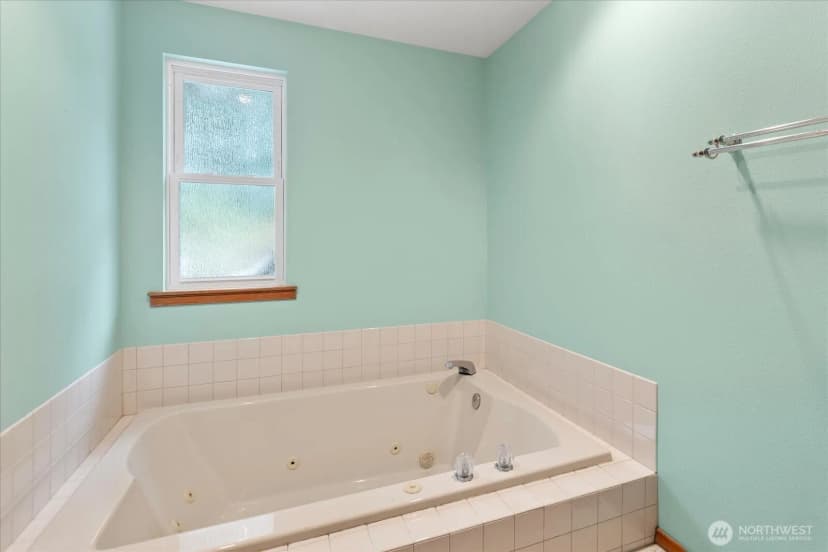 Property photo for 24012 102nd Place W, Shoreline photo 16