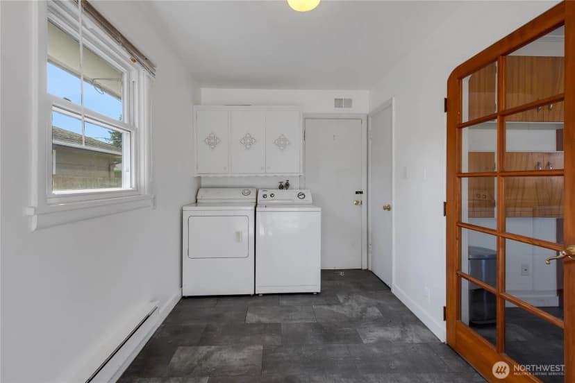 Property photo for 9417 S Fawcett Avenue, Tacoma photo 18