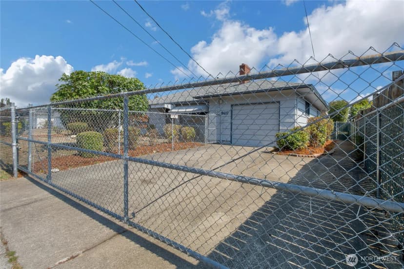 Property photo for 9417 S Fawcett Avenue, Tacoma photo 25