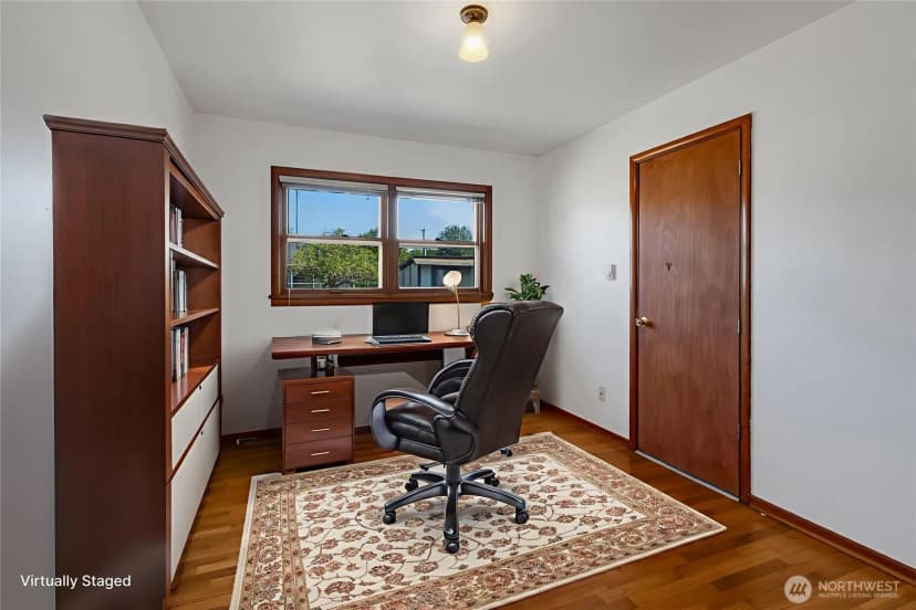 Property photo for 9417 S Fawcett Avenue, Tacoma photo 11