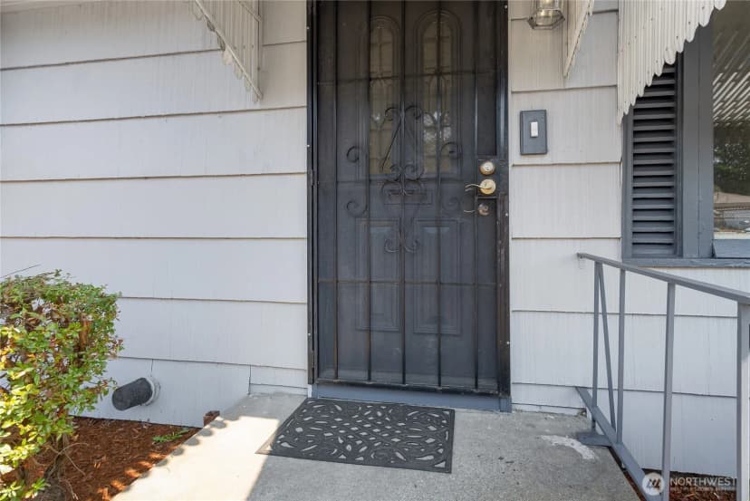 Property photo for 9417 S Fawcett Avenue, Tacoma photo 22