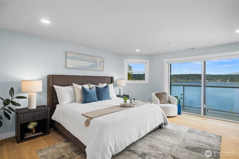 Property photo for 670 W Lake Sammamish Parkway Ne, Bellevue photo 16